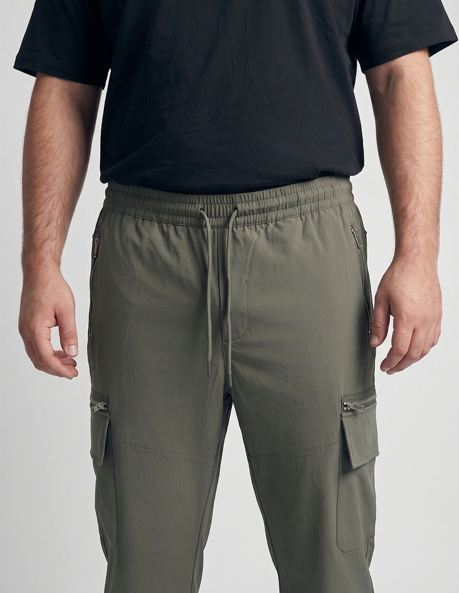 Pantalón casual técnico slim para hombre 3