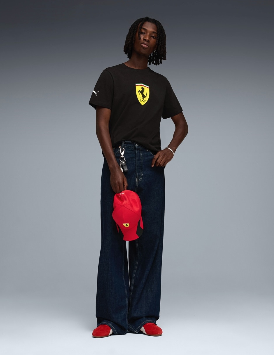 Playera Ferrari Colored Shield Tee cuello redondo para hombre