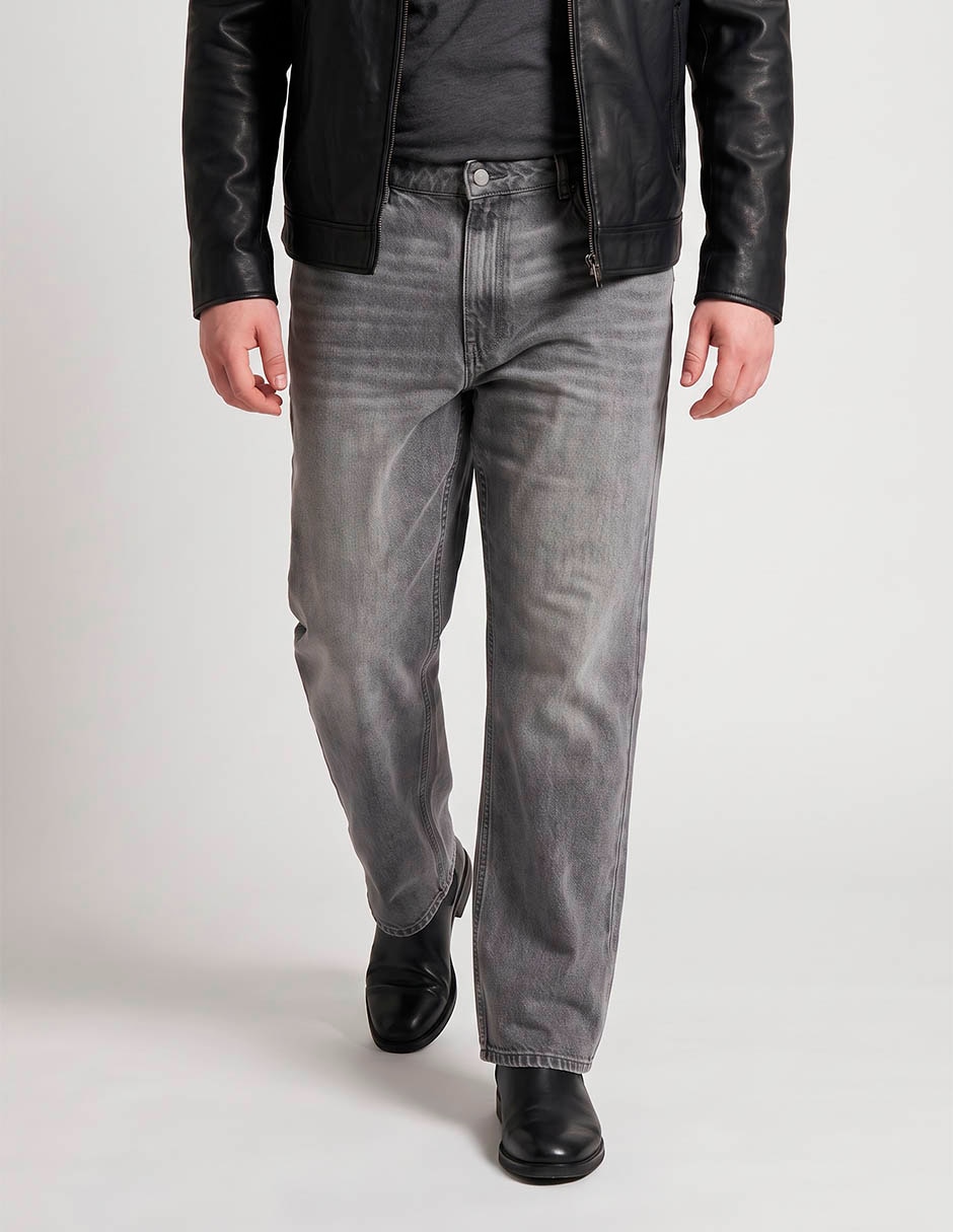 Jeans straight lavado claro para hombre